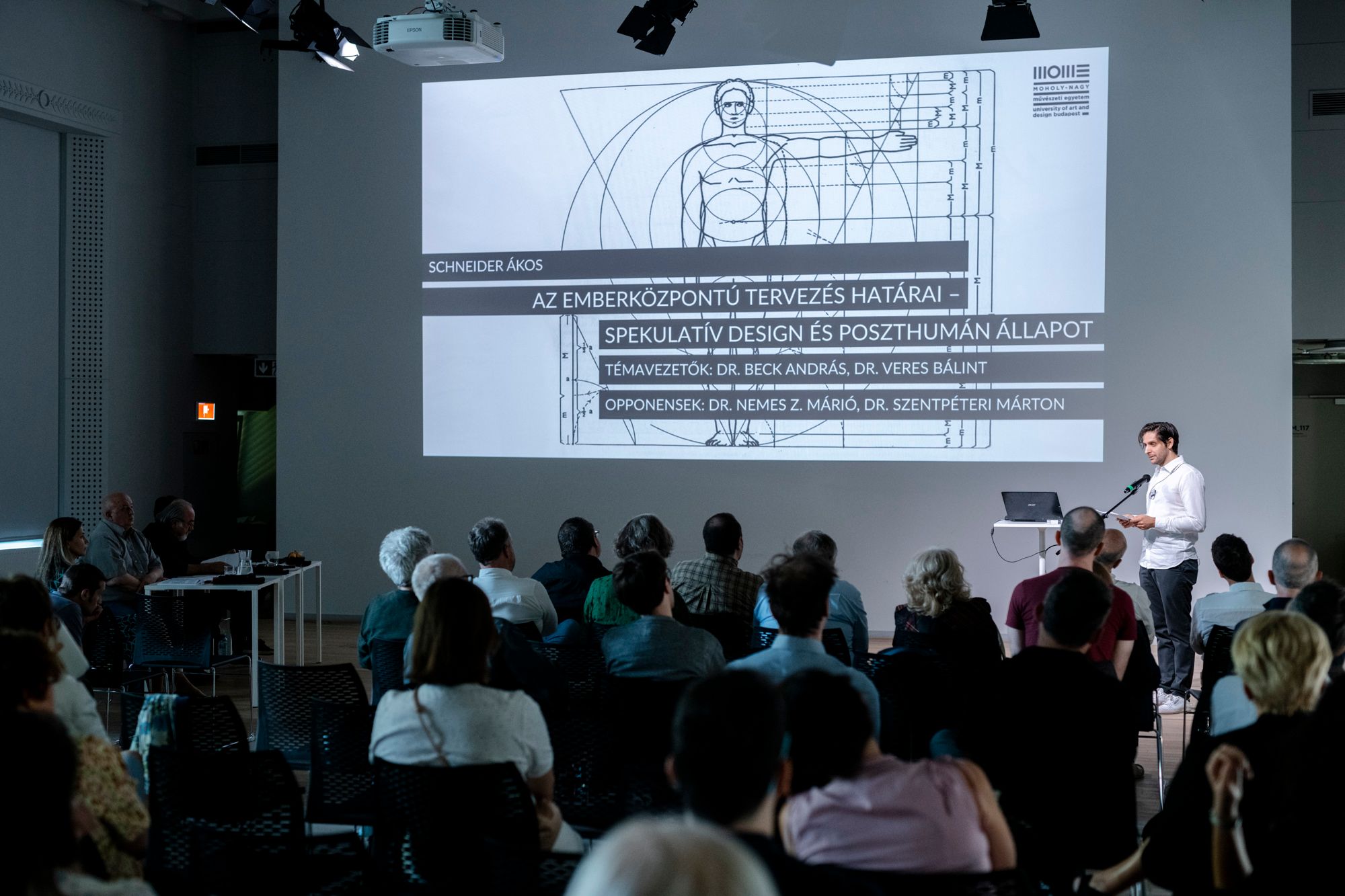 MOME Apply MOME Apply